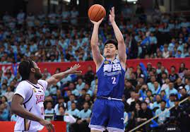 名宿：阿克利乌什须谨慎选下家，枪手巴黎多特都可能签他